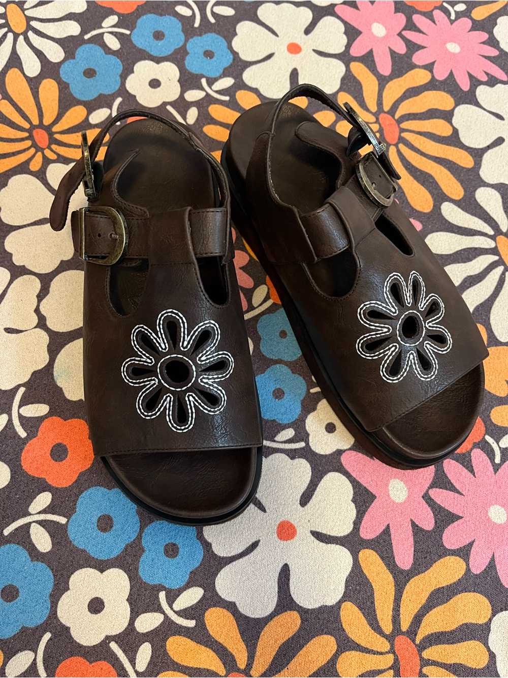 Brown flower sandals size 7.5